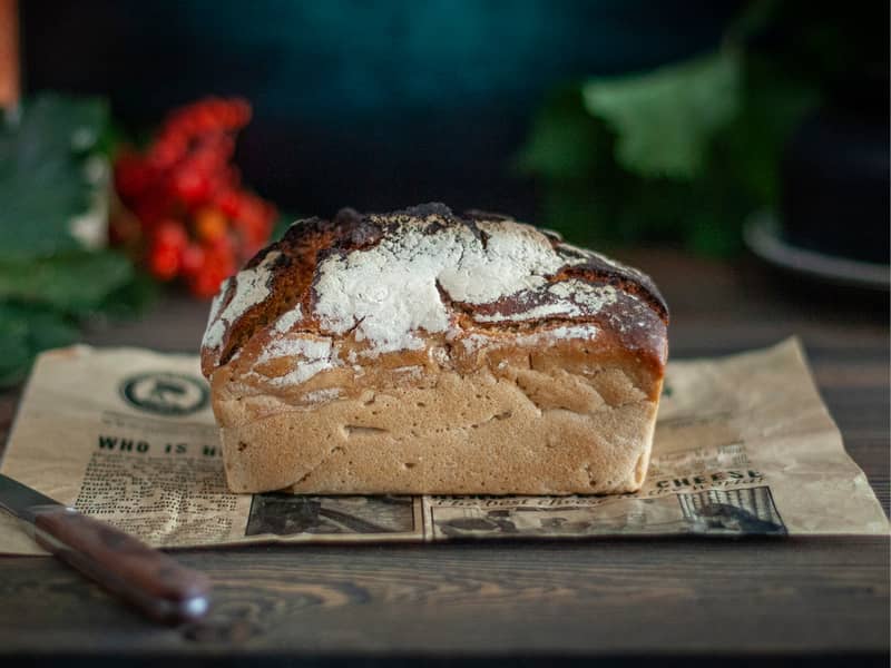 Chleb na zakwasie – dlaczego jest zdrowszy i jak powstaje?