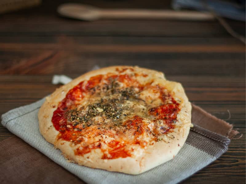 pizzerinka z ziolami prowansalskimi